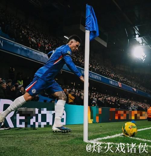 联赛杯-约克雷斯助攻破门加纳乔梅开二度 阿森纳3-2险胜切尔西